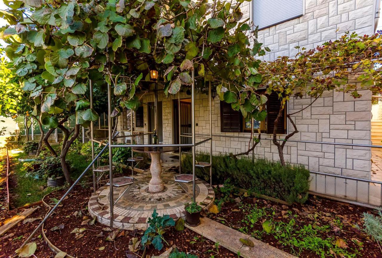 Apartments Anna トロギール エクステリア 写真